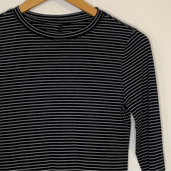 Universal Thread Black Striped Long Sleeve Top Size XS - Picture 3 of 9